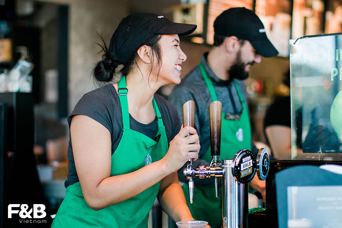 Starbucks Nỗ Lực Đầu Tư Để Mang Đến Sự Hài Lòng Cho Nhân Viên Của Mình