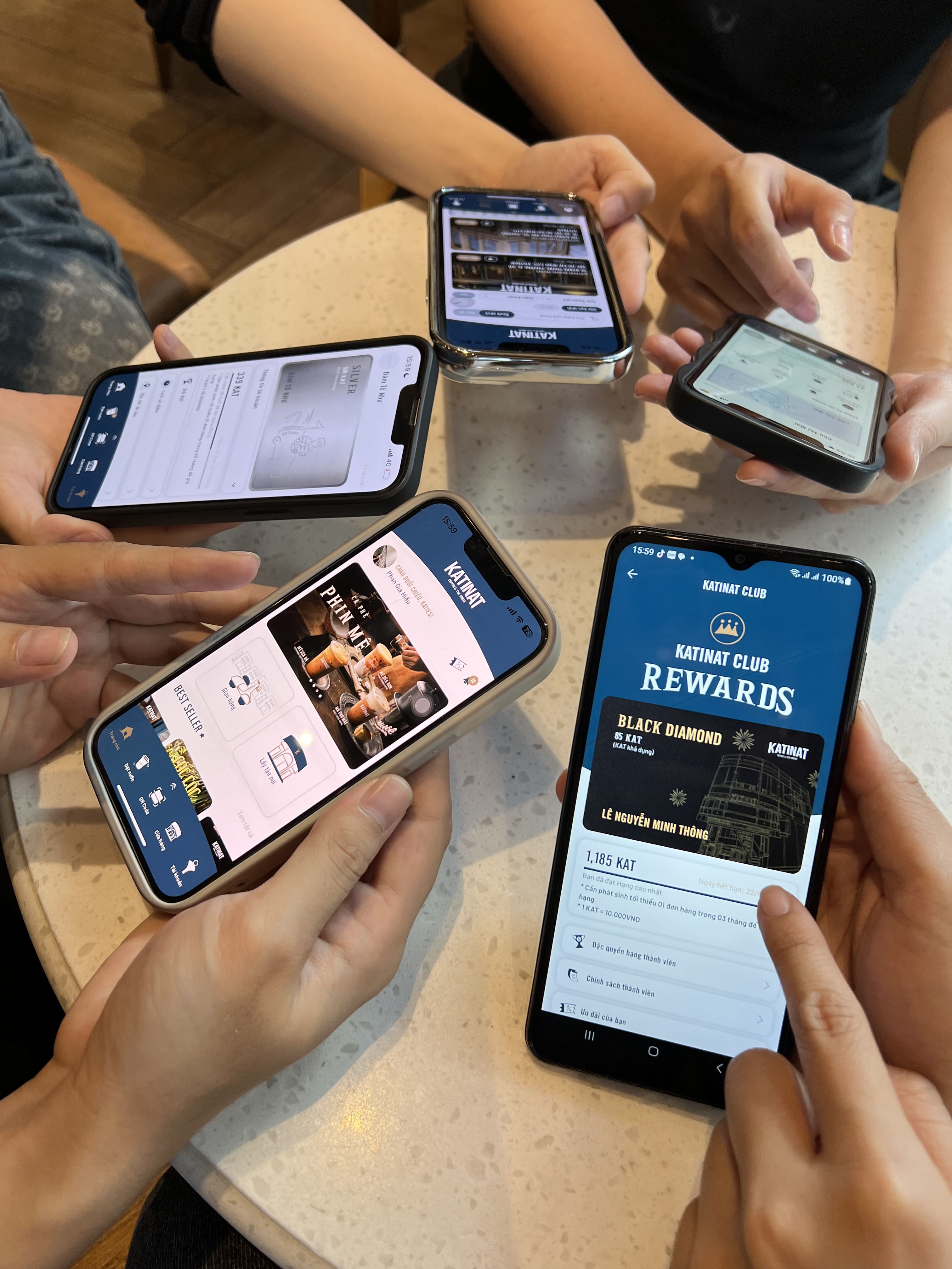 KATINAT lần đầu ra mắt Mobile App năm 2024, hứa hẹn là bước tiến mới trong tối ưu hoá chăm sóc khách hàng của chuỗi cà phê 18 KATINAT lần đầu ra mắt Mobile App năm 2024, hứa hẹn là bước tiến mới trong tối ưu hoá chăm sóc khách hàng của chuỗi cà phê FnB Việt Nam