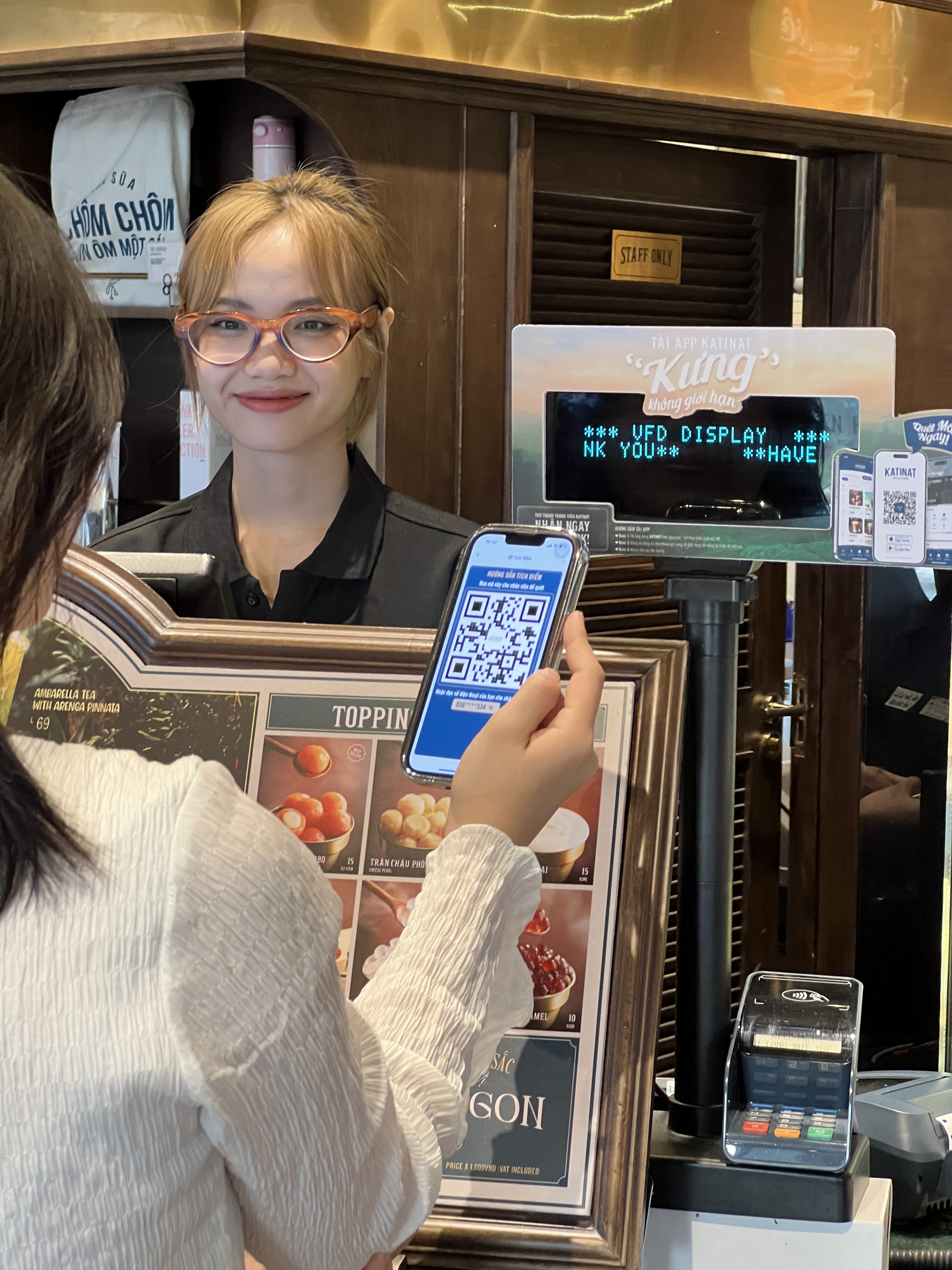 KATINAT lần đầu ra mắt Mobile App năm 2024, hứa hẹn là bước tiến mới trong tối ưu hoá chăm sóc khách hàng của chuỗi cà phê 17 KATINAT lần đầu ra mắt Mobile App năm 2024, hứa hẹn là bước tiến mới trong tối ưu hoá chăm sóc khách hàng của chuỗi cà phê FnB Việt Nam