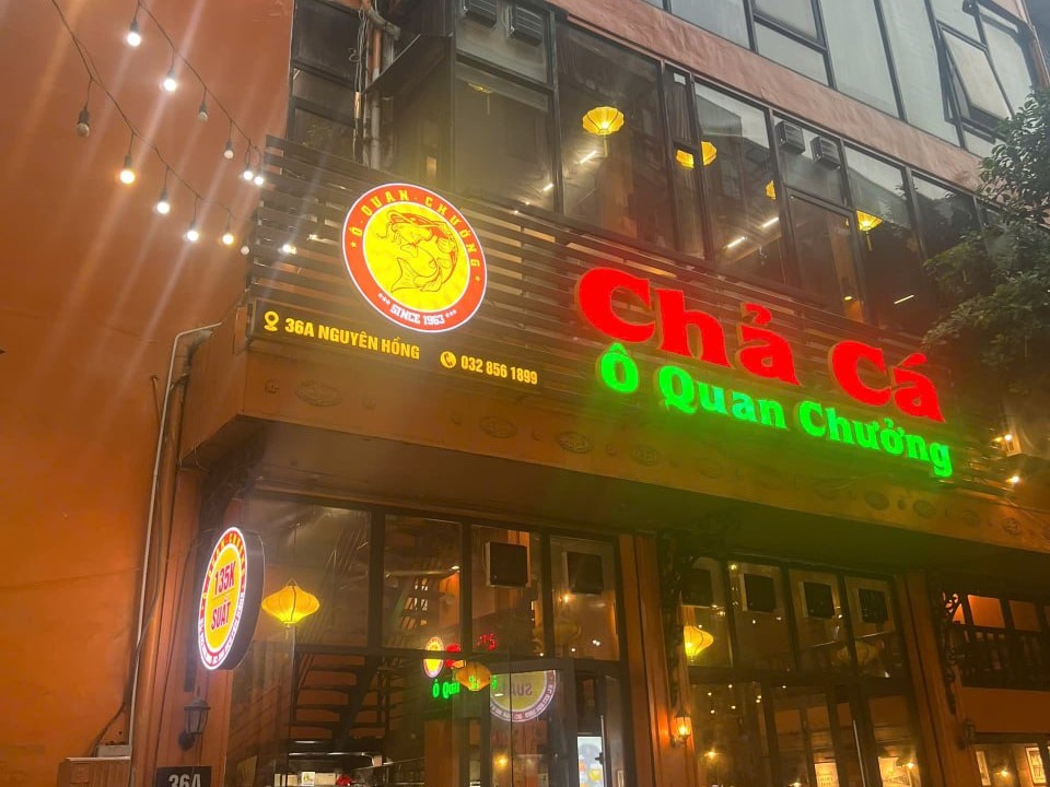 Chả Cá Ô Quan Chưởng: Hương Vị Gia Truyền Từ Trái Tim Phố Cổ FnB Việt Nam