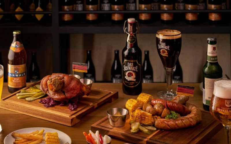 Tương Lai Ngành Ẩm Thực: Kinh Doanh F&B Online Liệu Có Thể Thay Thế Trải Nghiệm Tại Chỗ? 4 kinh-doanh-fnb-online