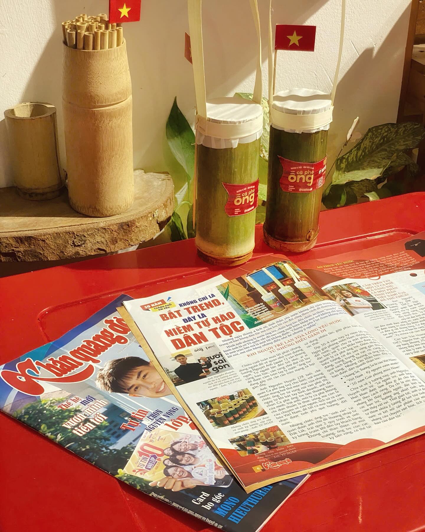 Những quán cà phê rợp sắc đỏ sao vàng, khách check-in rần rần dịp 30/4 4 Cà phê ống tre độc đáo thu hút sự chú ý của cộng đồng mạng