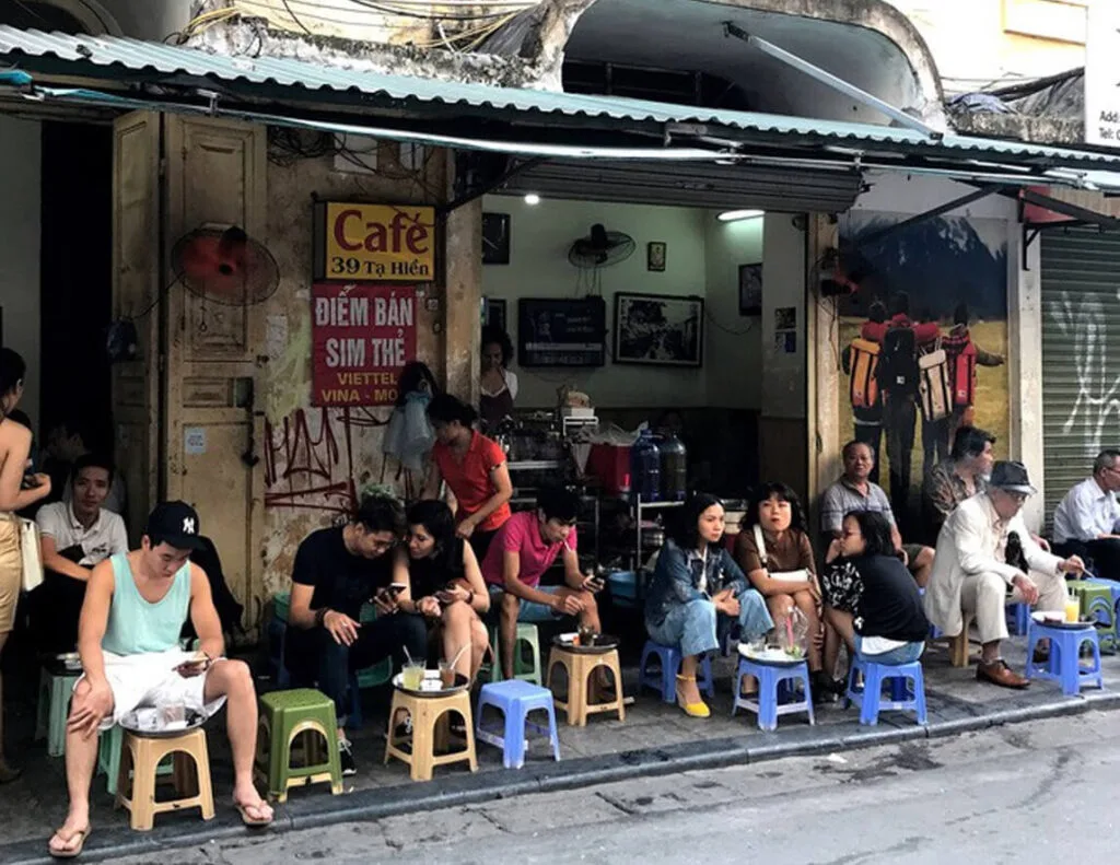 VỊ TRÍ “ĐẮC ĐỊA” KHÔNG PHẢI DO MAY MẮN - 5 CHIẾN LƯỢC CHỌN MẶT BẰNG KINH DOANH F&B GIÚP BẠN CÓ KHỞI ĐẦU VỮNG VÀNG FnB Việt Nam