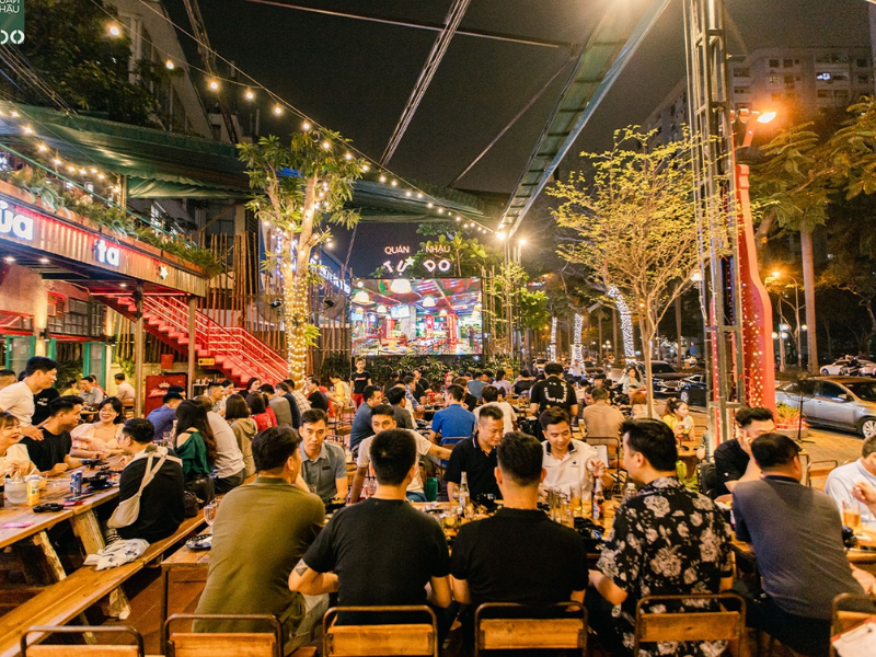 HỌC CÁCH VẬN HÀNH CHUẨN HÓA ĐỂ NHÂN CHUỖI F&B THÀNH CÔNG TỪ ÔNG CHỦ QUÁN NHẬU TỰ DO FnB Việt Nam