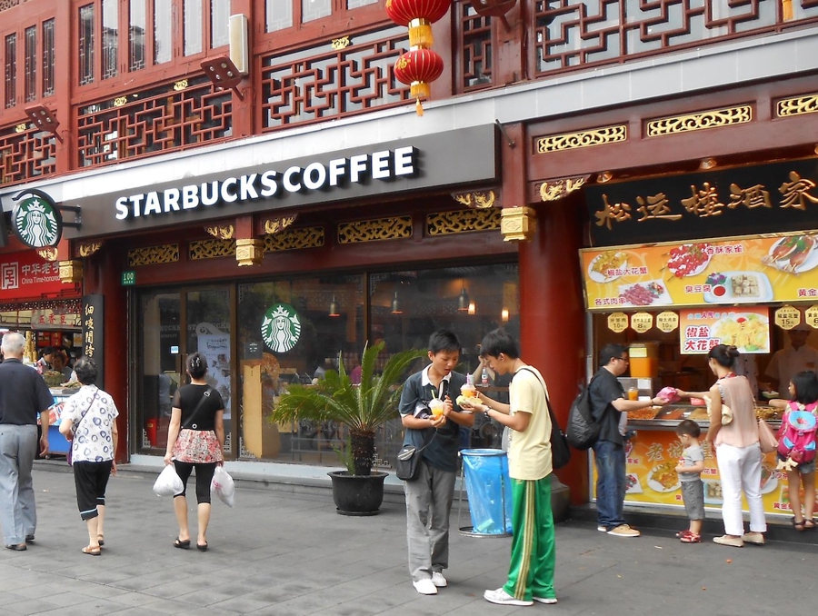 STARBUCKS GIẢM GIÁ TẠI THỊ TRƯỜNG TRUNG QUỐC: 3 BÀI HỌC CHIẾN LƯỢC CHO NHỮNG NGƯỜI LÀM F&B GIỮA THỜI LẠM PHÁT? 5 Starbucks tọa lạc tại những thành phố đắt đỏ và sầm uất nhất Trung Quốc