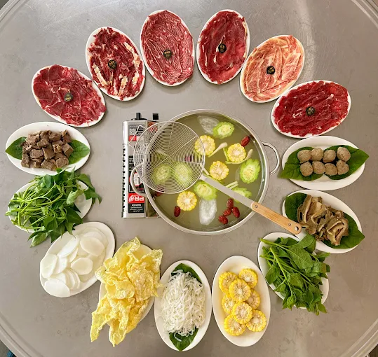 Biến tấu linh hoạt với menu lẩu bò tươi Triều Châu 