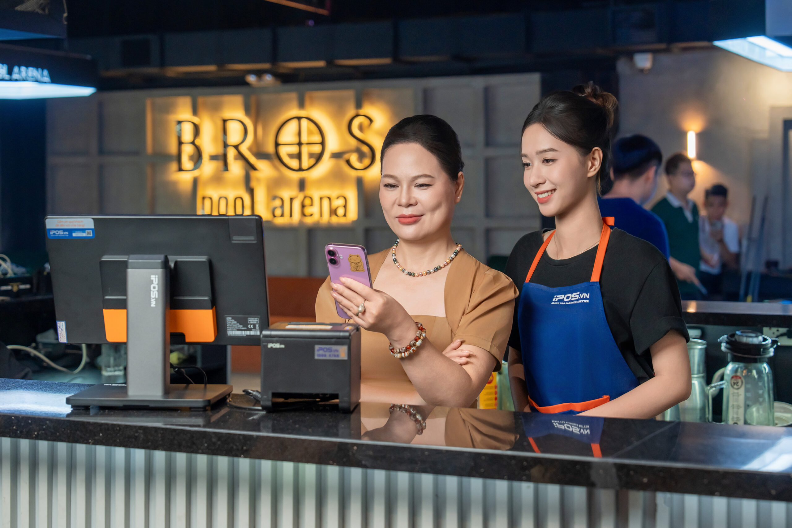 Ngày càng có nhiều chủ quán quan tâm và sử dụng các phần mềm quản lý nhân sự cho quán